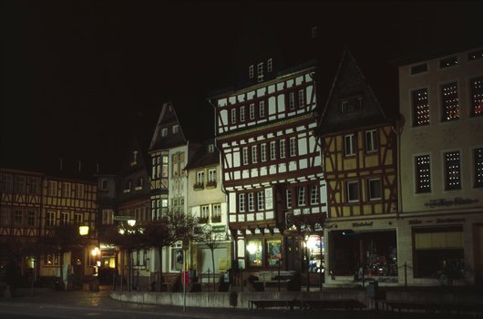 Adenau bei Nacht