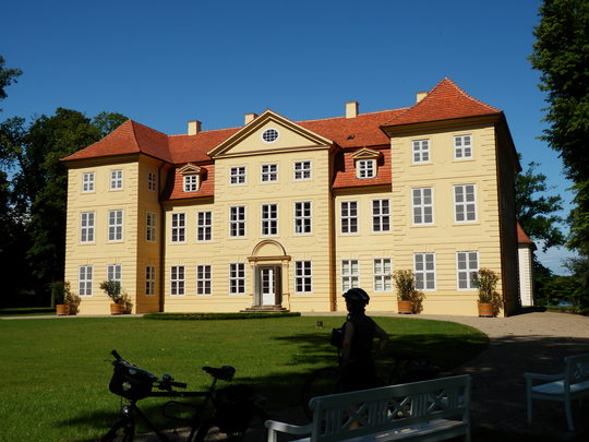 Drei Königinnen Palais Mirow